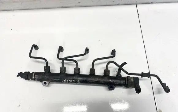 Hyundai Tucson JM Fuel main line pipe 0445214085