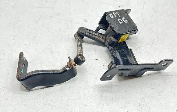 KIA Optima Headlight/headlamp level sensor 92190D4110 709270251A JFFRM11D251A