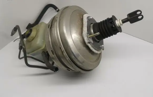 BMW 5 E60 E61 Brake booster