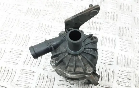 Audi A7 S7 4G Electric auxiliary coolant/water pump 8K0965967