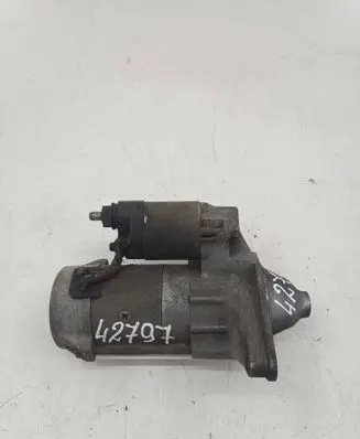 Toyota Yaris Starter motor 281000J020