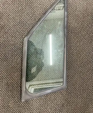 Mercedes-Benz Sprinter W906 Front vent window/glass (coupe) A9060711720