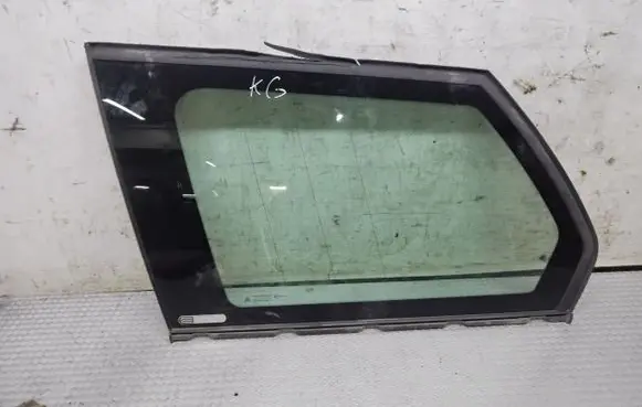 Citroen C4 Grand Picasso Rear side window
