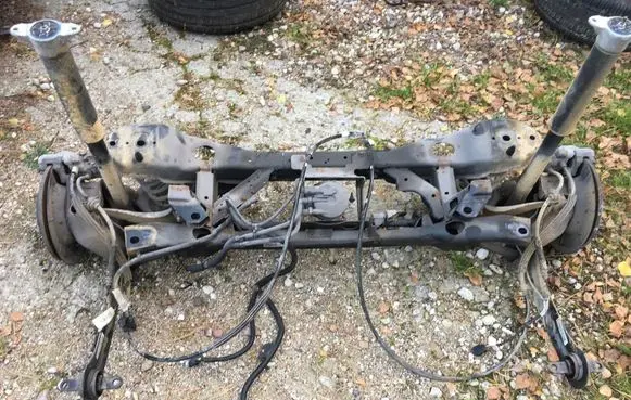 Volvo V40 Rear axle beam 