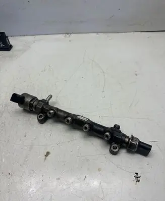 Skoda Superb B8 (3V) Fuel main line pipe 04L089G 0893111