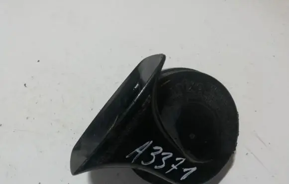 Mitsubishi Space Runner Horn signal 722434