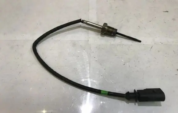 Audi A4 S4 B8 8K Exhaust gas temperature sensor 03l906088fh