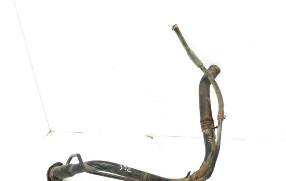 Suzuki SX4 Fuel tank filler neck pipe 