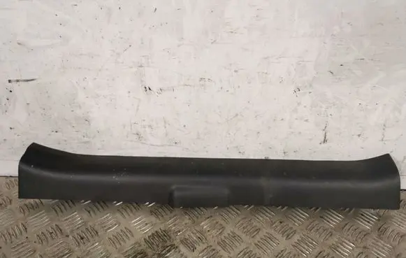 Nissan 370Z Front sill trim cover 769B51EA0A