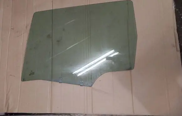 Peugeot 307 Rear door window glass 43R00048 DOT24AS2M68