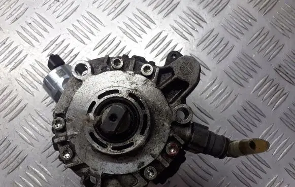 Citroen C5 Fuel injection high pressure pump 9658193980
