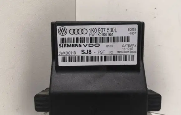 Skoda Octavia Mk2 (1Z) Gateway control module 1K0907530L 5WK50011B 1K0907951