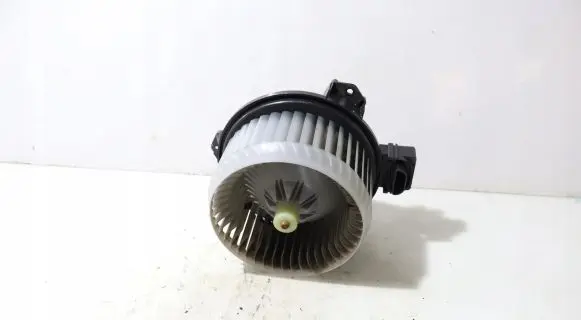 Suzuki SX4 S-Cross Heater fan/blower
