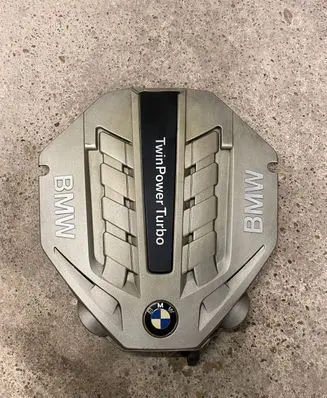 BMW 5 F10 F11 Engine cover (trim) 7577456