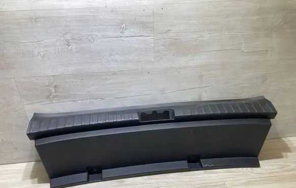 Renault Arkana Trunk/boot sill cover protection D28400-JL000