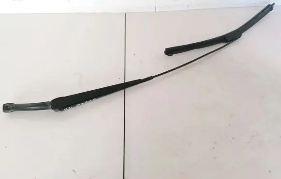 Volvo S80 Front wiper blade arm 09484613