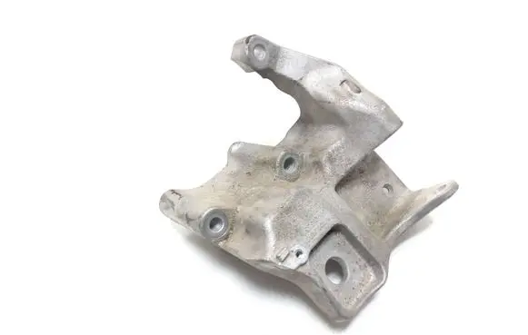 Volvo V70 Engine mounting bracket 31401633