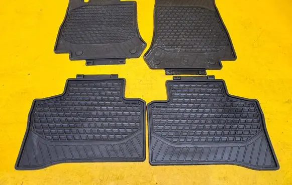 Mercedes-Benz EQC Car floor mat set A2536804501 A2536804701 A2536805001