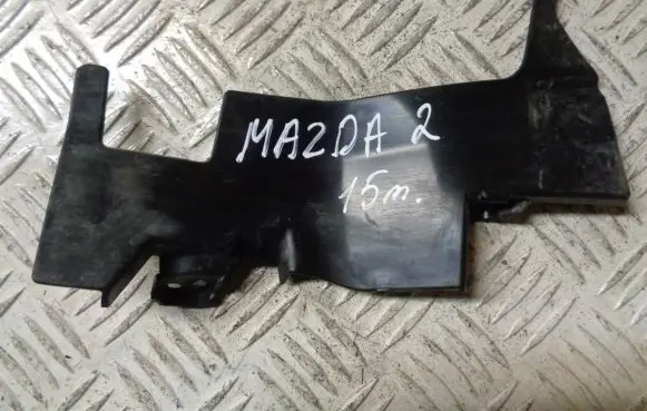 Mazda 2 Intercooler air guide/duct channel DB5J50122