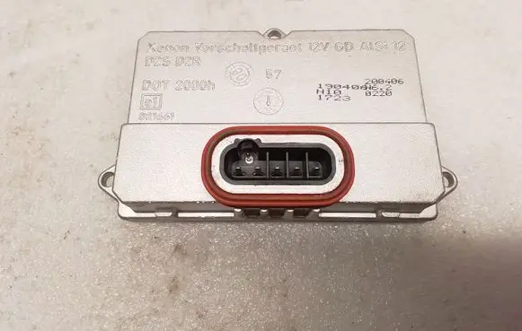 Mercedes-Benz E W211 Headlight ballast module Xenon 5DV00829000