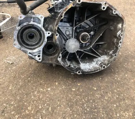 Nissan Qashqai+2 Manual 6 speed gearbox JG71 ND800L F016389