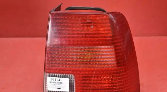 Volkswagen PASSAT B5 Rear/tail lights 3B5945096F