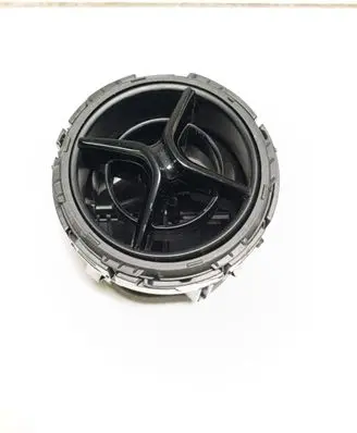 Mercedes-Benz B W246 W242 Dash center air vent grill A2468303700 Y121113100D Y09334