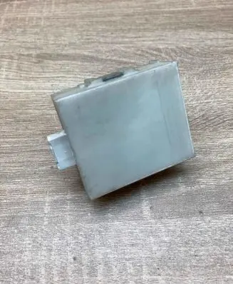 Toyota Avensis T250 Door control unit/module 8974105070 73111487