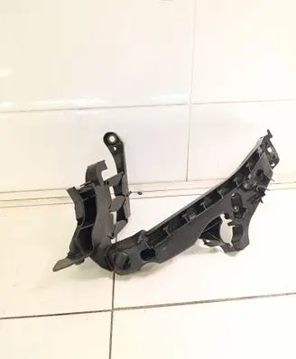Audi A4 S4 B8 8K Headlight/headlamp mounting bracket 8K0805607A 2002837