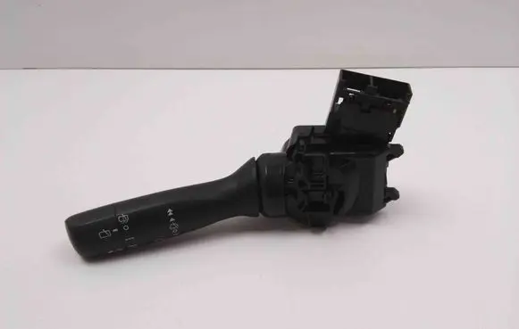 Toyota Yaris Wiper speed switch 17F144