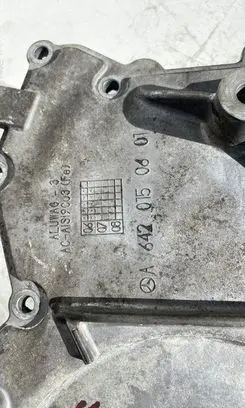 Mercedes-Benz E W212 Timing chain cover A6420150601
