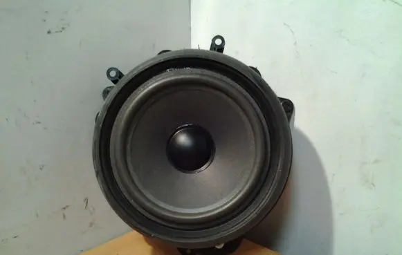 Audi A8 S8 D3 4E Front door speaker 4E0035411D01S