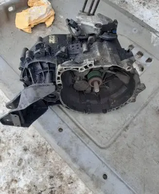 Mitsubishi Carisma Manual 5 speed gearbox PMR915425143M56L2 T100226377
