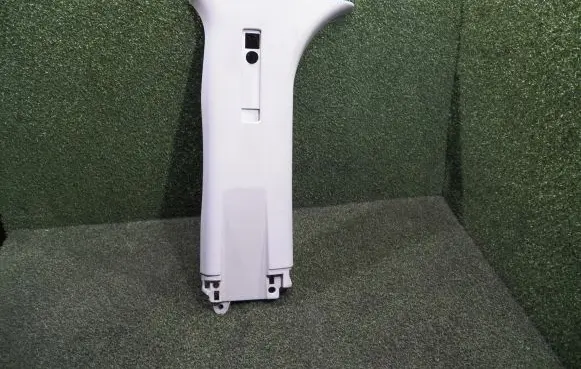 (B) pillar trim (top)