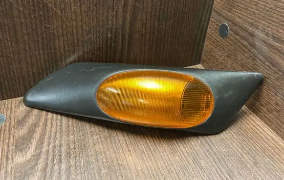 Iveco Daily 3rd gen Front fender indicator light 500322578