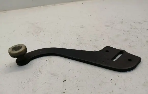 Volkswagen Transporter - Caravelle T5 Sliding door upper roller guide/hinge 7H0843436