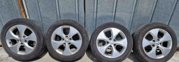 R16 alloy rim