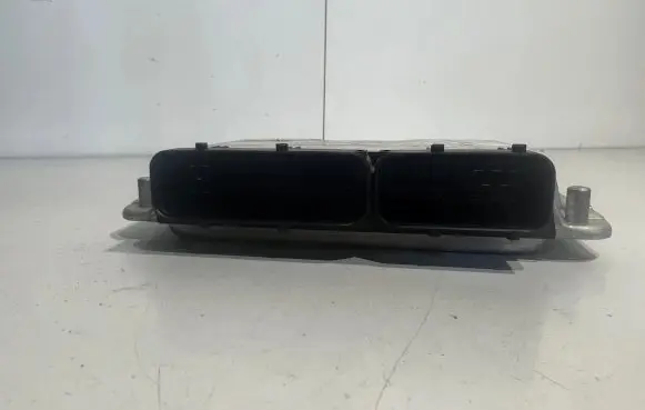 Volkswagen PASSAT B5.5 Engine control unit/module 038906019CP 28SA4859 0281010392