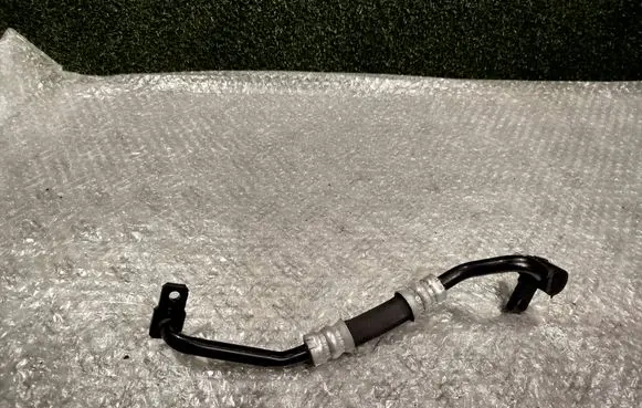 Porsche Cayenne (92A) Gearbox oil cooler pipe/hose 7P0317824