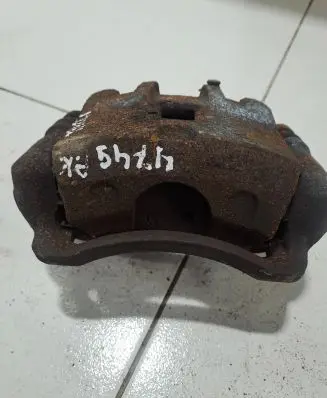 SsangYong Tivoli Front brake caliper Nocode