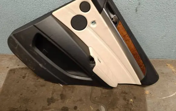 BMW X6 E71 Rear door card panel trim