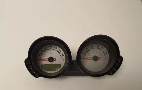 Smart ForFour I Speedometer (instrument cluster) A454540231128 454540231128 4545402411