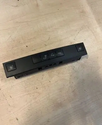 Mercedes-Benz E W212 Seat heating switch A2128209710