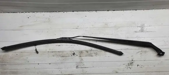 Toyota Corolla Verso E121 Windshield/front glass wiper blade NOCODE