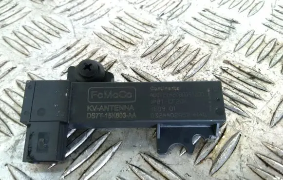 Ford Fiesta Aerial antenna amplifier DS7T15K603AA