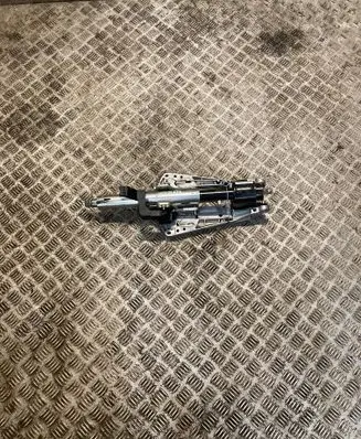 Mercedes-Benz C W204 Steering rack mechanical part 2044604516 A2044604516