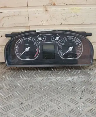 Renault Laguna II Speedometer (instrument cluster) 8200291334