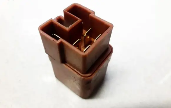 Nissan Almera Tino Other relay 2523079964 00823B