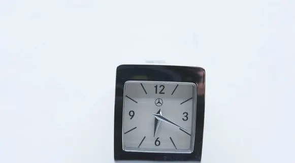 Mercedes-Benz E C207 W207 Clock A2188270000 24069586