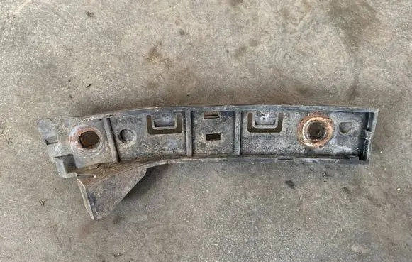 Citroen Berlingo Rear bumper mounting bracket 9680554480